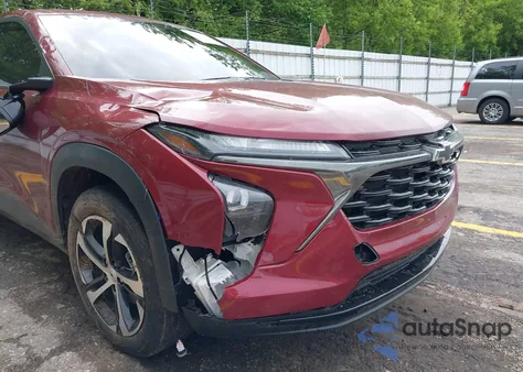 2024 Chevrolet Trax Fwd 1Rs z USA, uszkodzony, nr VIN KL77LGE25RC246298